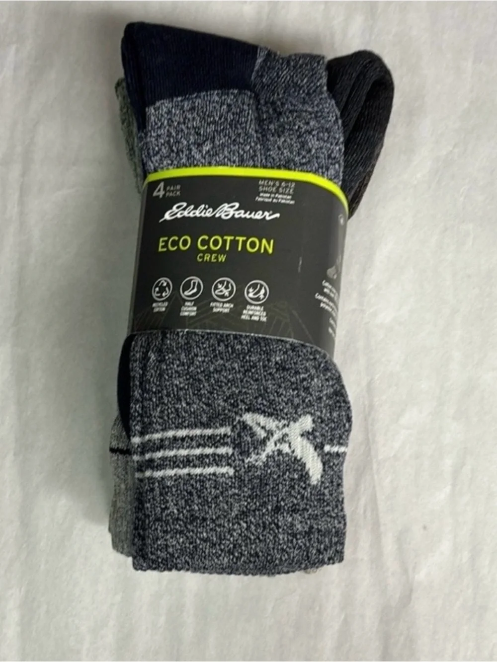 New Eddie Bauer Socks Men’s 4 Pair Multicolor Eco Cotton Crew Outdoors Casual